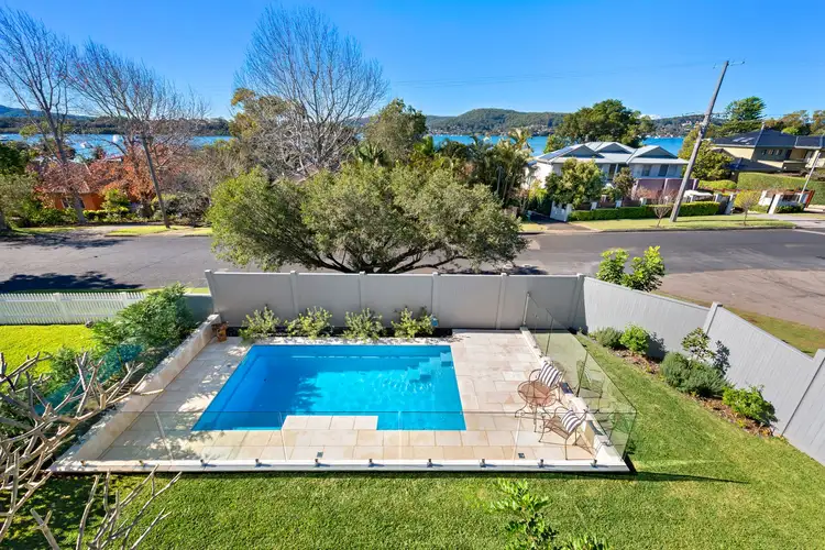 14 Harrison Street, Point Frederick NSW 2250