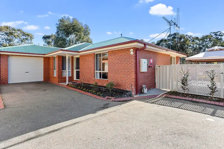 128 Lockwood Road, Kangaroo Flat VIC 3555