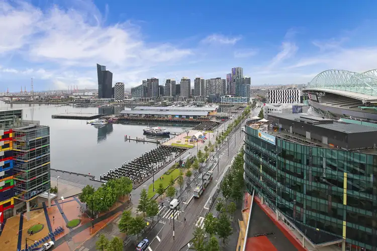 1703/100 Harbour Esplanade, Docklands VIC 3008