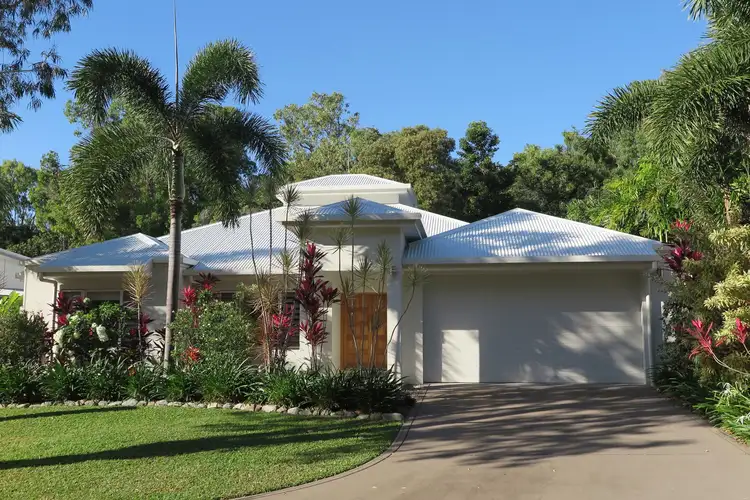 17 Aurelia Road, Palm Cove QLD 4879