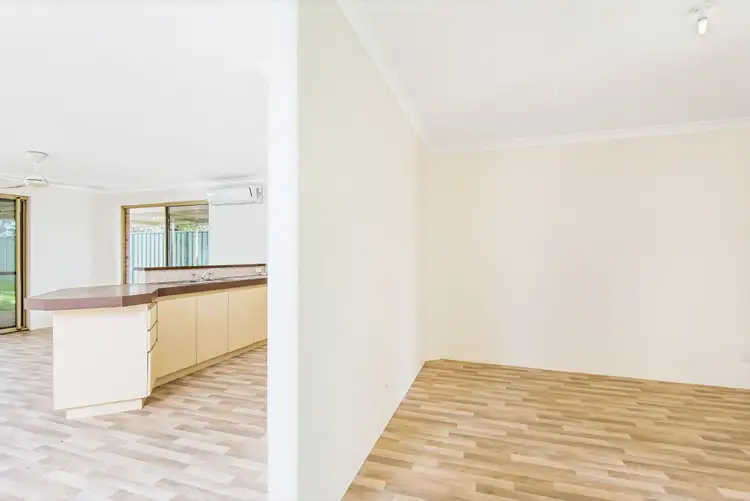 Sixth view of Homely house listing, 10 Brake Court, Banksia Grove WA 6031