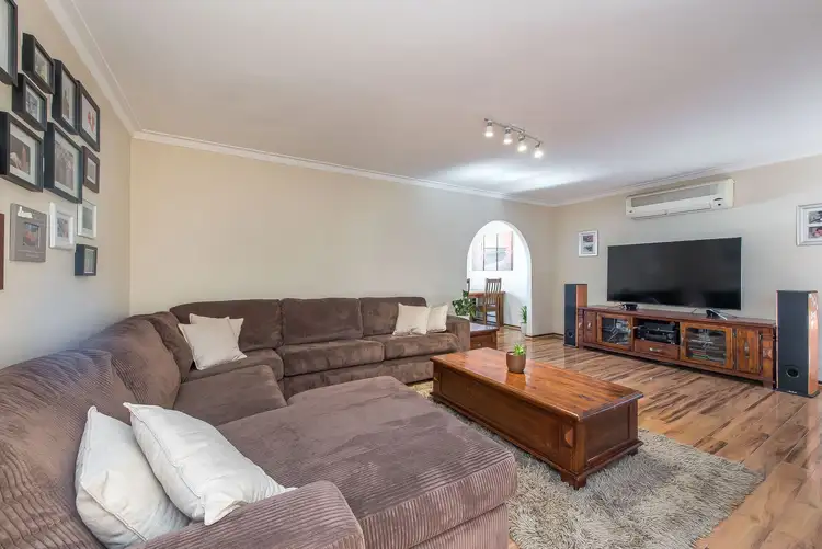 Sixth view of Homely house listing, 2 Marlin Place, Beldon WA 6027