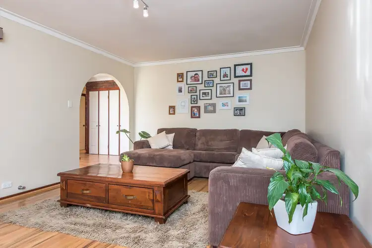 Seventh view of Homely house listing, 2 Marlin Place, Beldon WA 6027