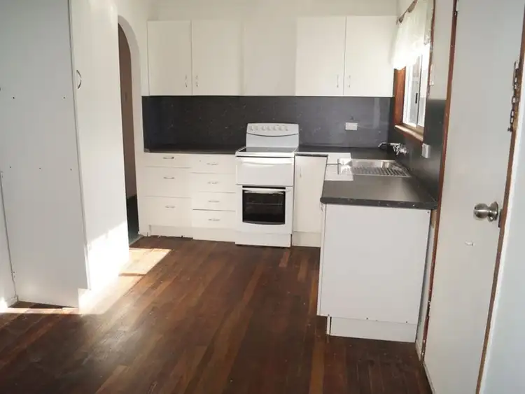 Seventh view of Homely house listing, 122 Park St, Park Avenue QLD 4701