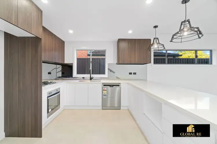 9 Avisford St, Fairfield NSW 2165