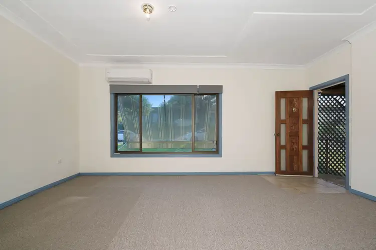18 Ranclaud Street