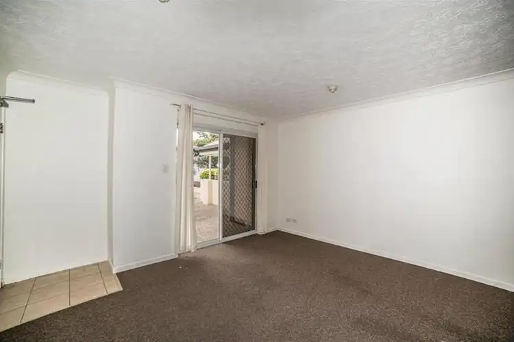 Fourth view of Homely unit listing, 4/25 Darrambal Street, Chevron Island QLD 4217