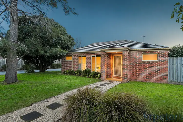 2/81-83 Frawley Road, Hallam VIC 3803
