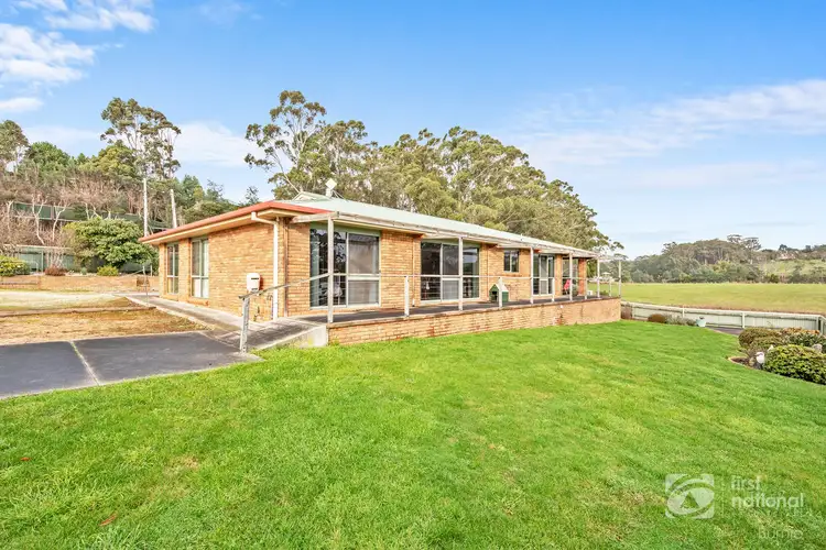 92 Deep Creek Road, Wynyard TAS 7325