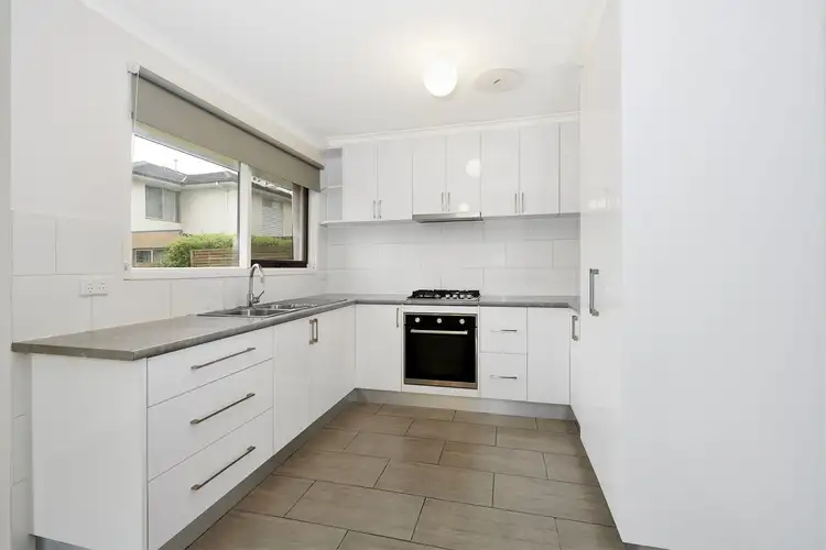 Sixth view of Homely unit listing, 2/133 Wantirna Road, Ringwood VIC 3134