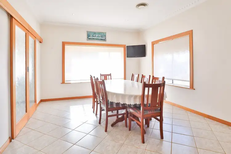 Fifth view of Homely house listing, 1 Murray Avenue, Red Cliffs VIC 3496