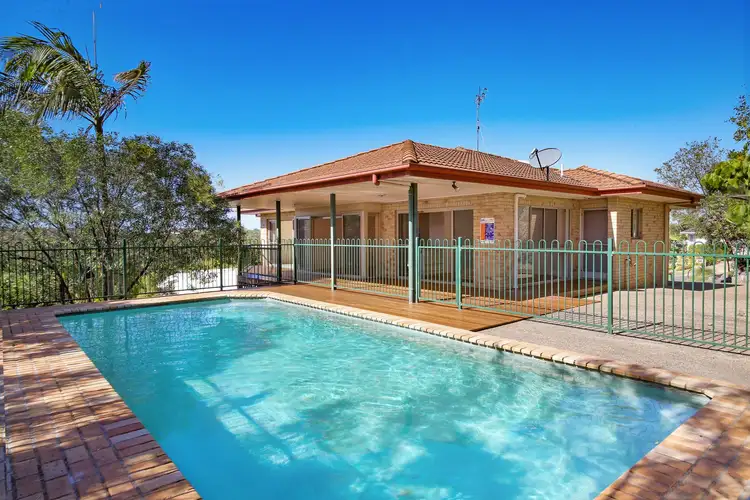 8 Capri Court, Noosa Heads QLD 4567