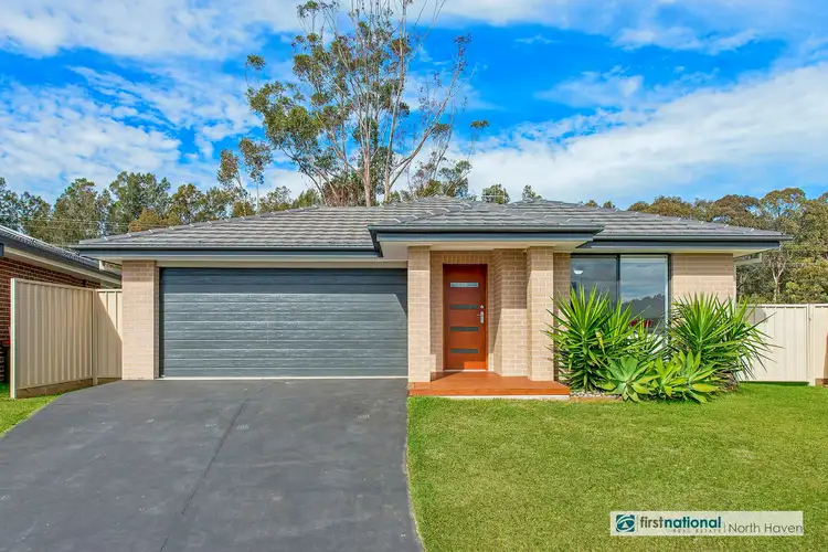 5 Celtic Court, Lake Cathie NSW 2445