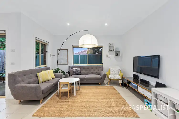 Fourth view of Homely house listing, 2/10 Agnes Street, St Albans VIC 3021