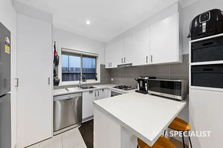 Sixth view of Homely house listing, 2/10 Agnes Street, St Albans VIC 3021