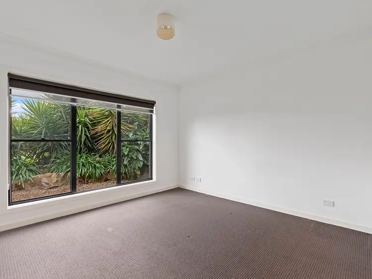 Fifth view of Homely house listing, 19 Irrabella Place, Kangaroo Flat VIC 3555