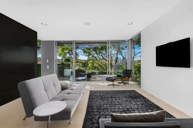 2b St Lawrence Street, Greenwich NSW 2065
