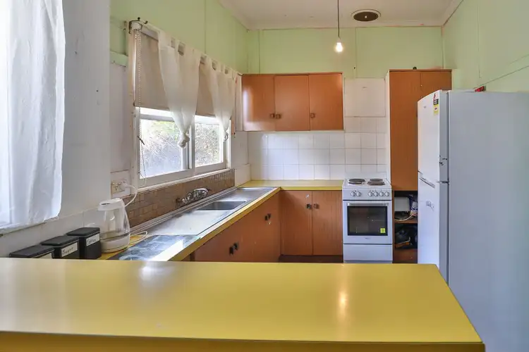 Second view of Homely house listing, 5 Kelvin Avenue, Mildura VIC 3500