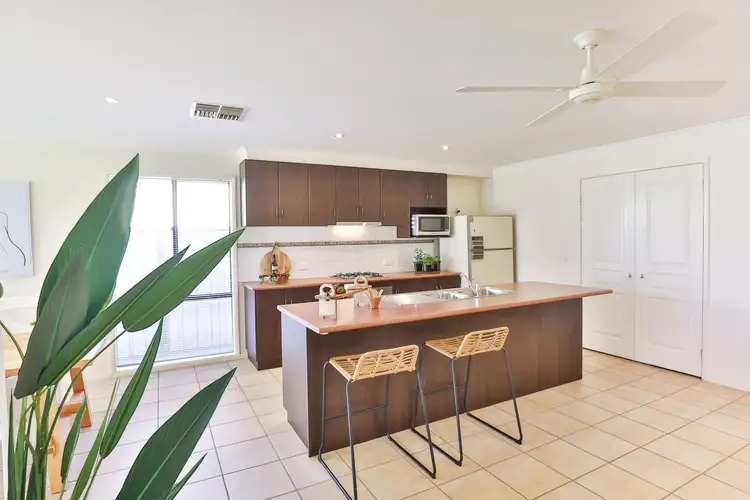 Fifth view of Homely house listing, 7 Alessi Rise, Mildura VIC 3500