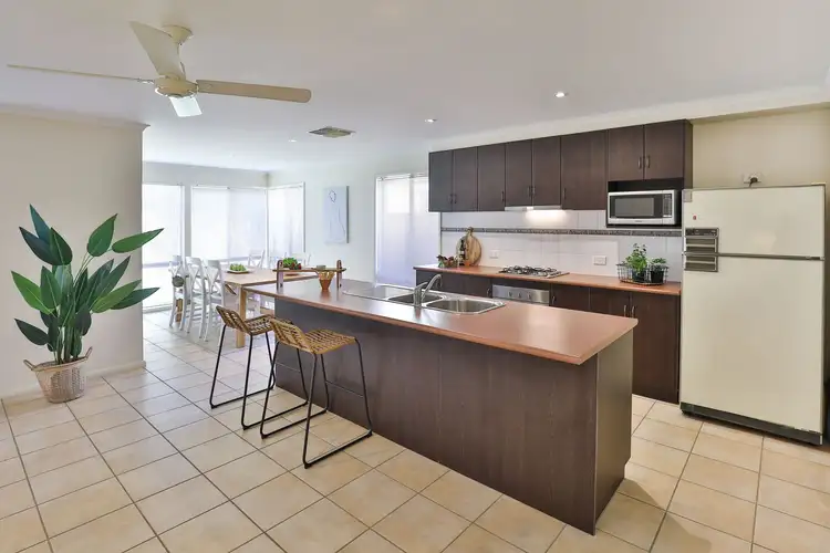 Seventh view of Homely house listing, 7 Alessi Rise, Mildura VIC 3500