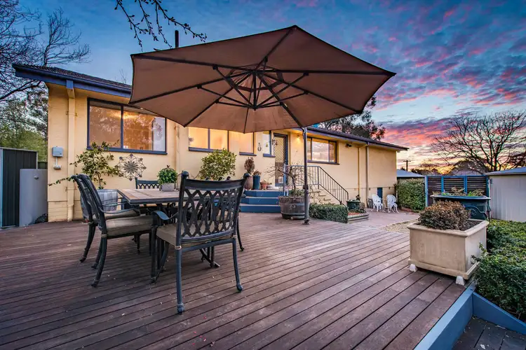 28 Mawson Drive, Mawson ACT 2607