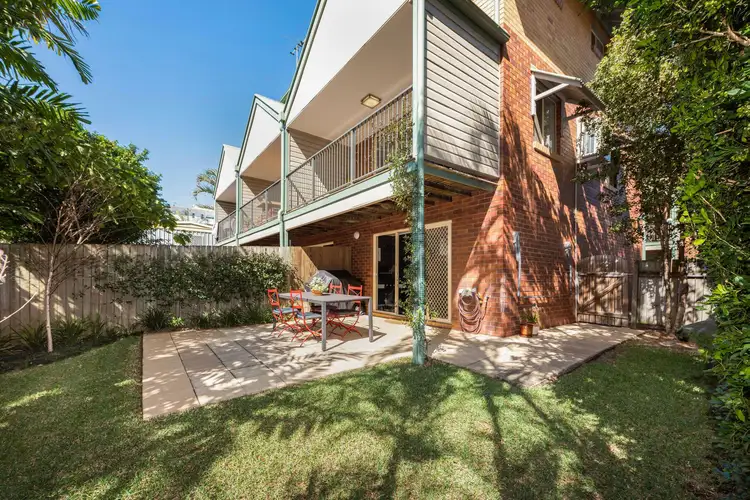 4/22 Mayhew Street, Sherwood QLD 4075