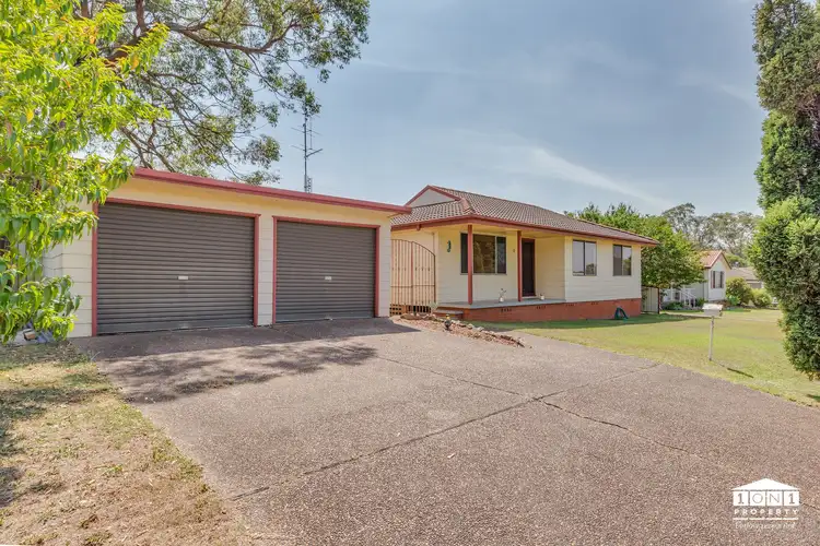 Second view of Homely house listing, 2 Deschamps Close, Thornton NSW 2322