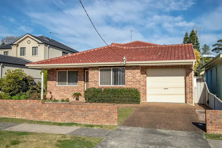 1/52 Caldwell Street, Merewether NSW 2291