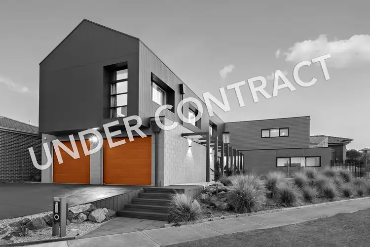 13 Lampton Way, Sunbury VIC 3429
