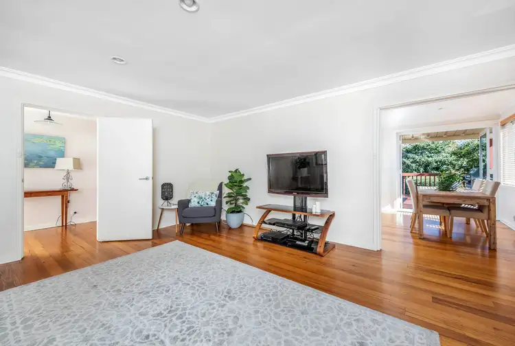 Fourth view of Homely house listing, 10 Curlewis Crescent, Garran ACT 2605