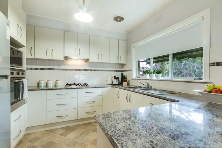 Sixth view of Homely house listing, 3 Hewitt Avenue, Kennington VIC 3550
