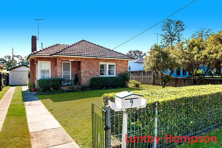 9 Rawton Avenue, Northmead NSW 2152