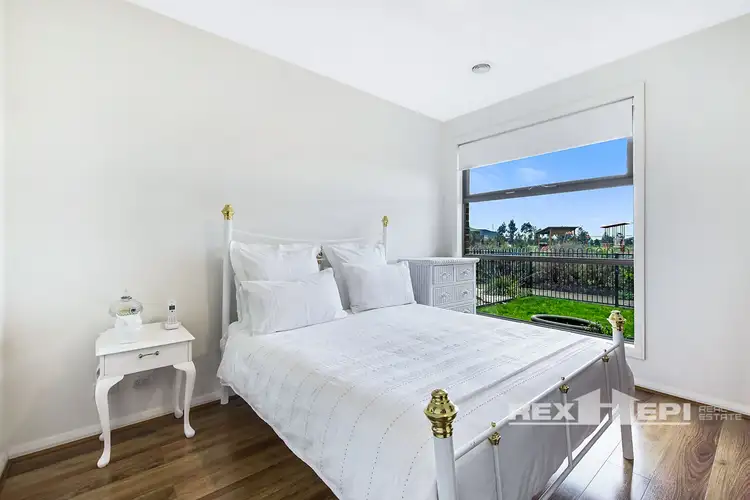 Sixth view of Homely house listing, 7 Coberley Way, Cranbourne North VIC 3977