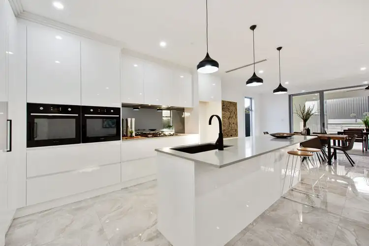 10 Egras Avenue, Fulham Gardens SA 5024