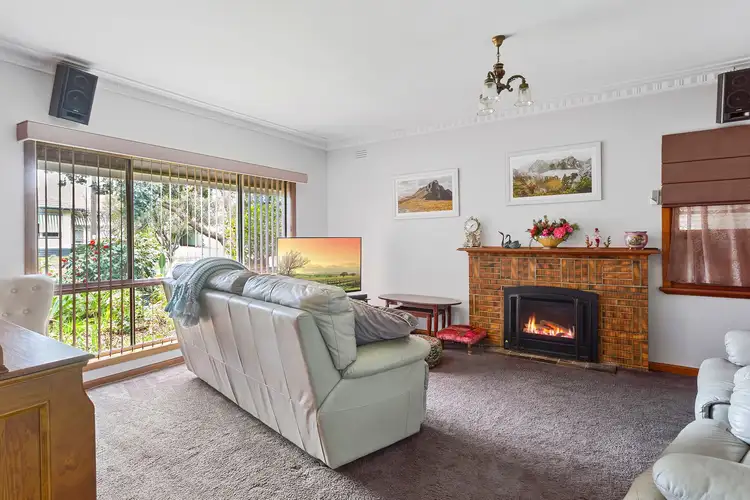 Second view of Homely house listing, 3 Fifth Avenue, White Hills VIC 3550