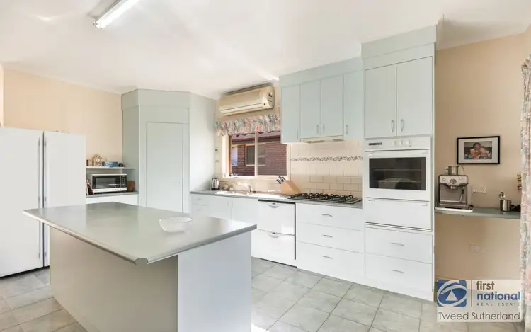 Third view of Homely house listing, 16 Gledhill Rise, Kangaroo Flat VIC 3555