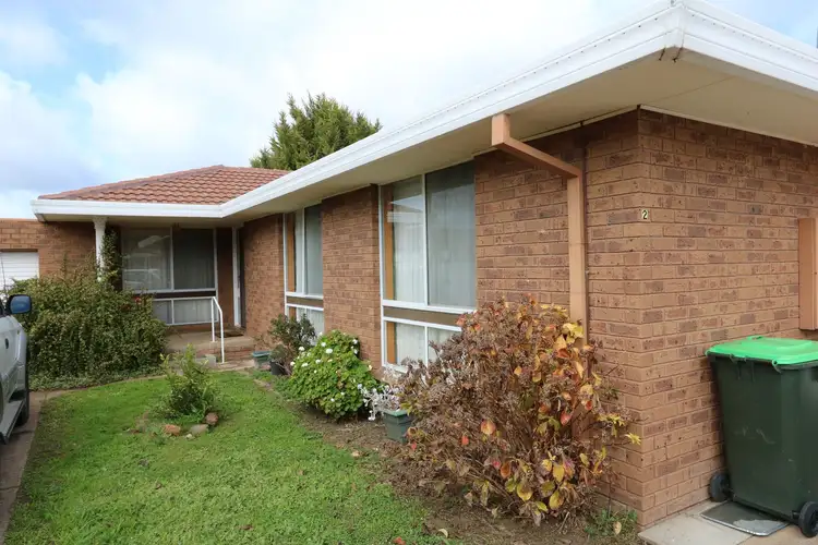 2/296 Gladstone Street., Maryborough VIC 3465