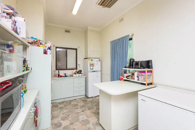 Fifth view of Homely house listing, 21 Kauri Street, Red Cliffs VIC 3496