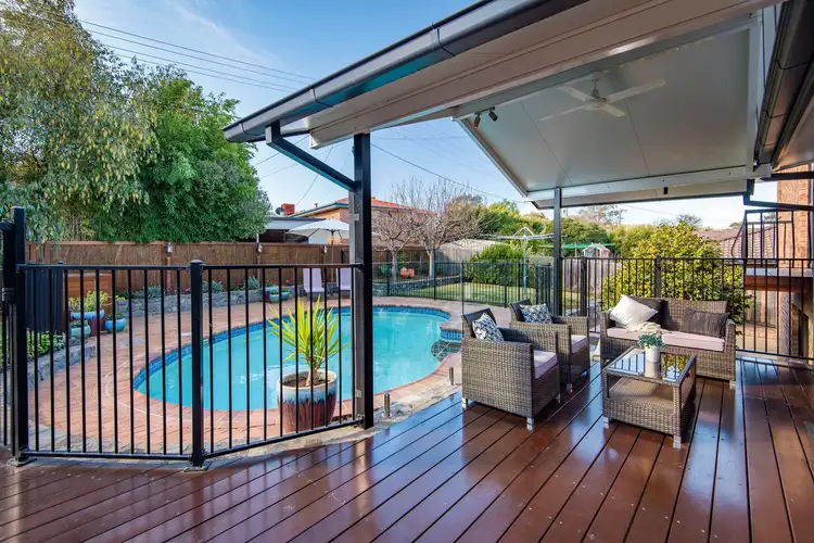 37 Bertram Street, Fadden ACT 2904
