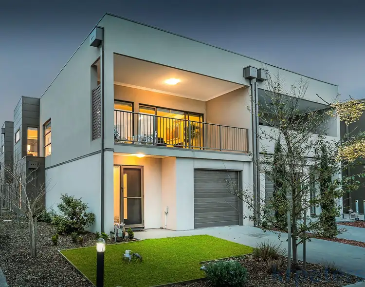27 Freshfields Drive, Cranbourne North VIC 3977