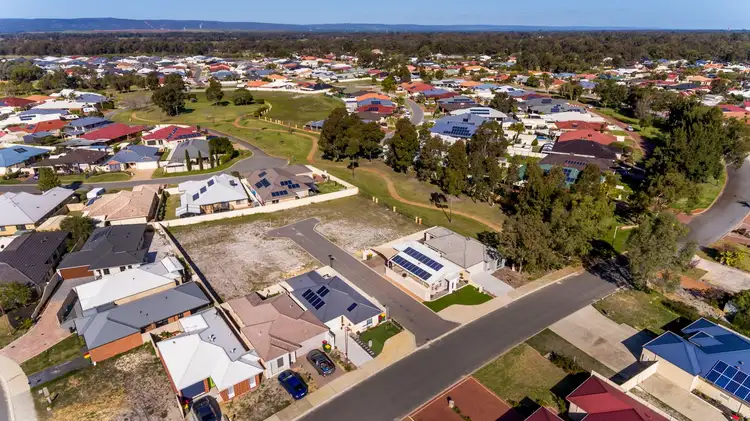 62 Country Road, Pinjarra WA 6208