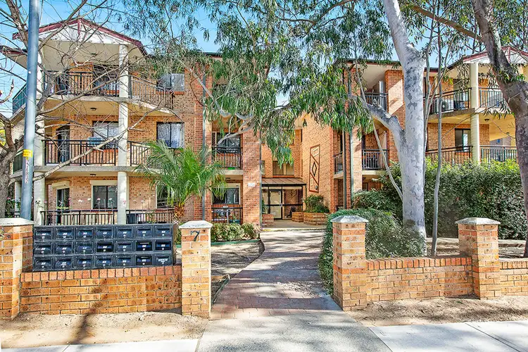 5/3-7 Addlestone Road, Merrylands NSW 2160