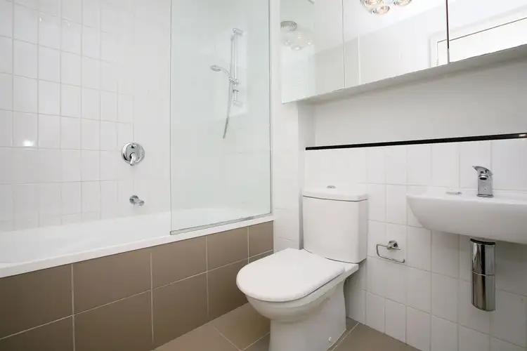 Sixth view of Homely apartment listing, 217a/66 Mount Alexander Road, Travancore VIC 3032