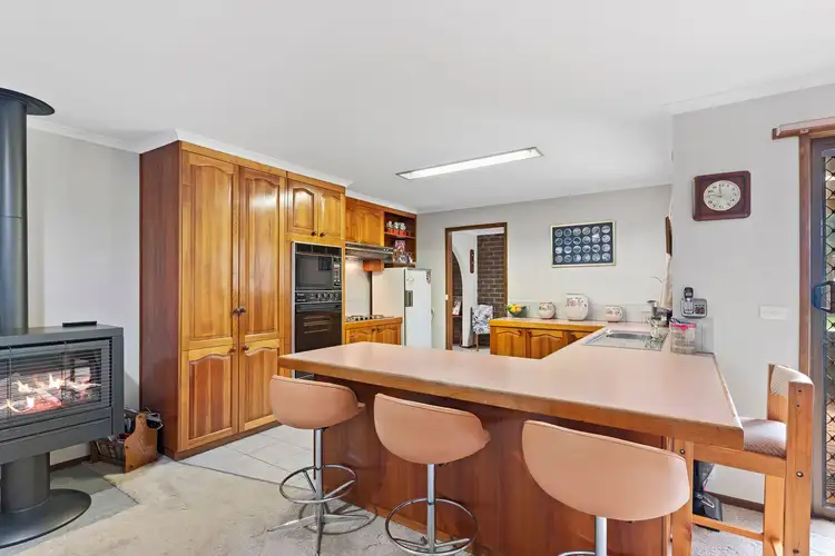 Fifth view of Homely house listing, 19 Cassinia Drive, Junortoun VIC 3551