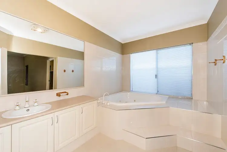 Sixth view of Homely house listing, 33 Baskerville Crescent, Baldivis WA 6171