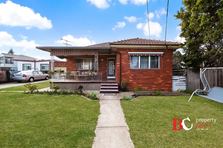 12 Coleraine Street, Fairfield NSW 2165