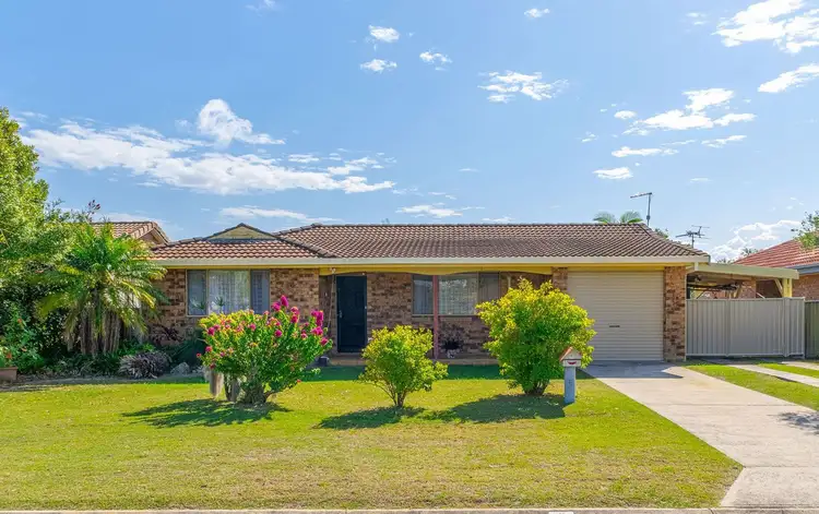 8 Grevillia Avenue, Yamba NSW 2464