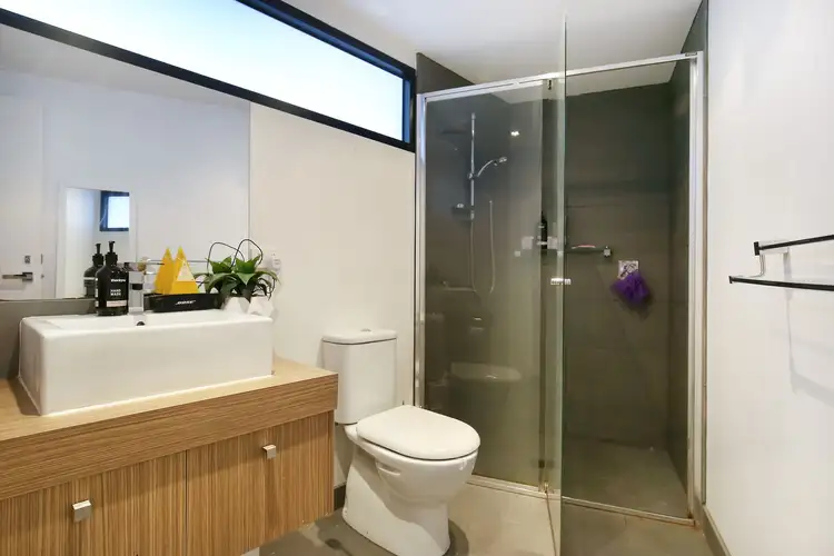 Sixth view of Homely apartment listing, 5/297 Pascoe Vale Road, Essendon VIC 3040