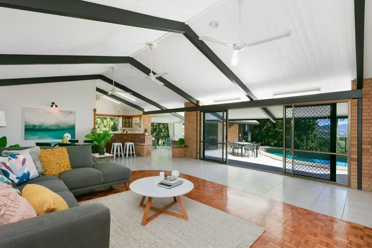 34 View Street, Brinsmead QLD 4870