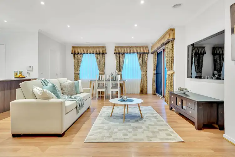 Sixth view of Homely house listing, 27 Brickwood Circuit, Craigieburn VIC 3064
